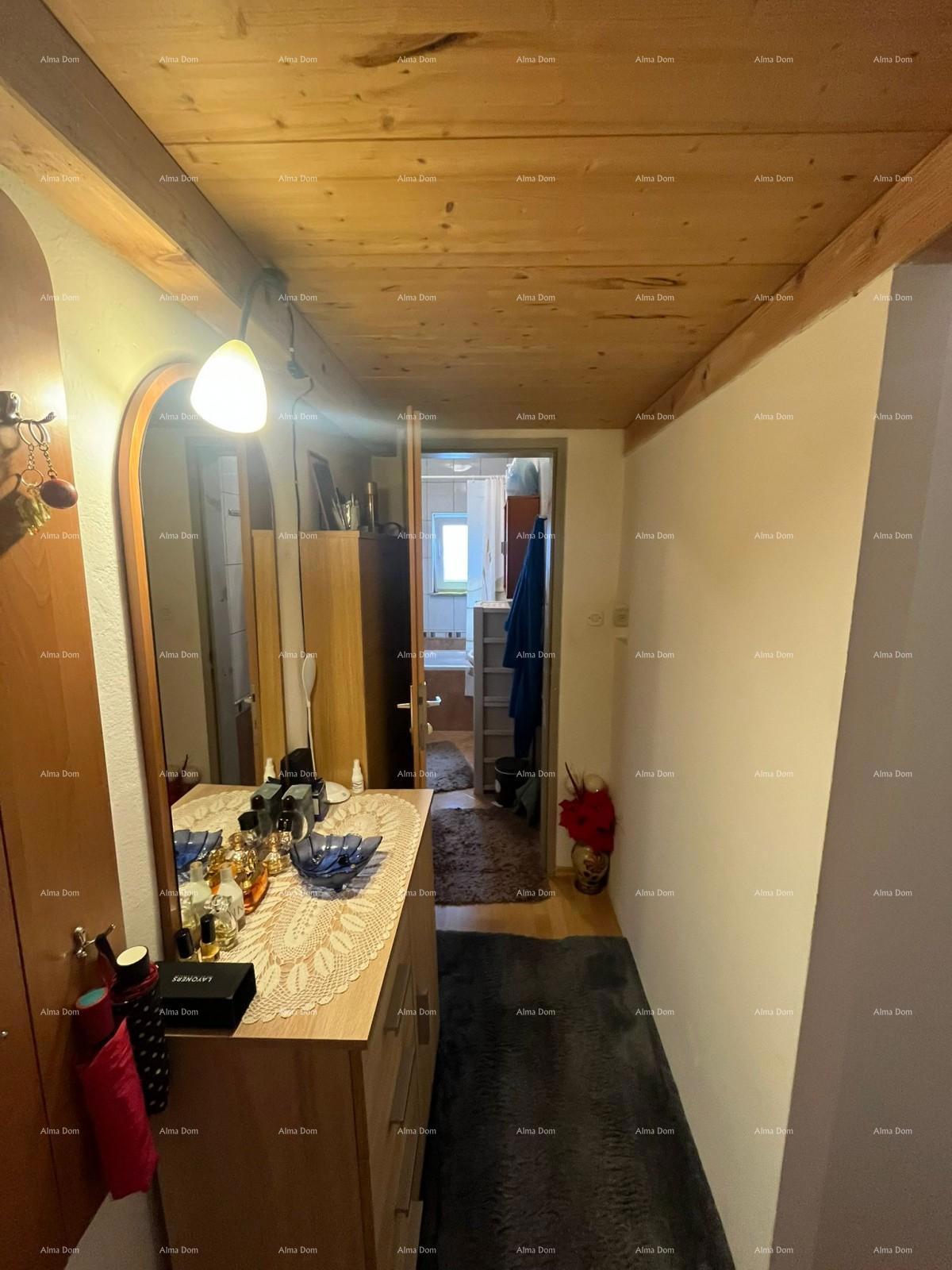 Bel appartamento funzionale in una zona tranquilla di Medulin