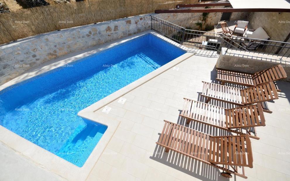 ROVINJ (dintorni) - Casa in pietra autentica con piscina in vendita