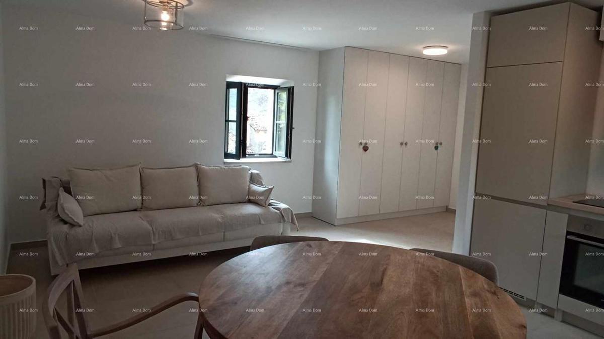 Vendita di un appartamento duplex arredato con vista mare, Tar, Poreč!