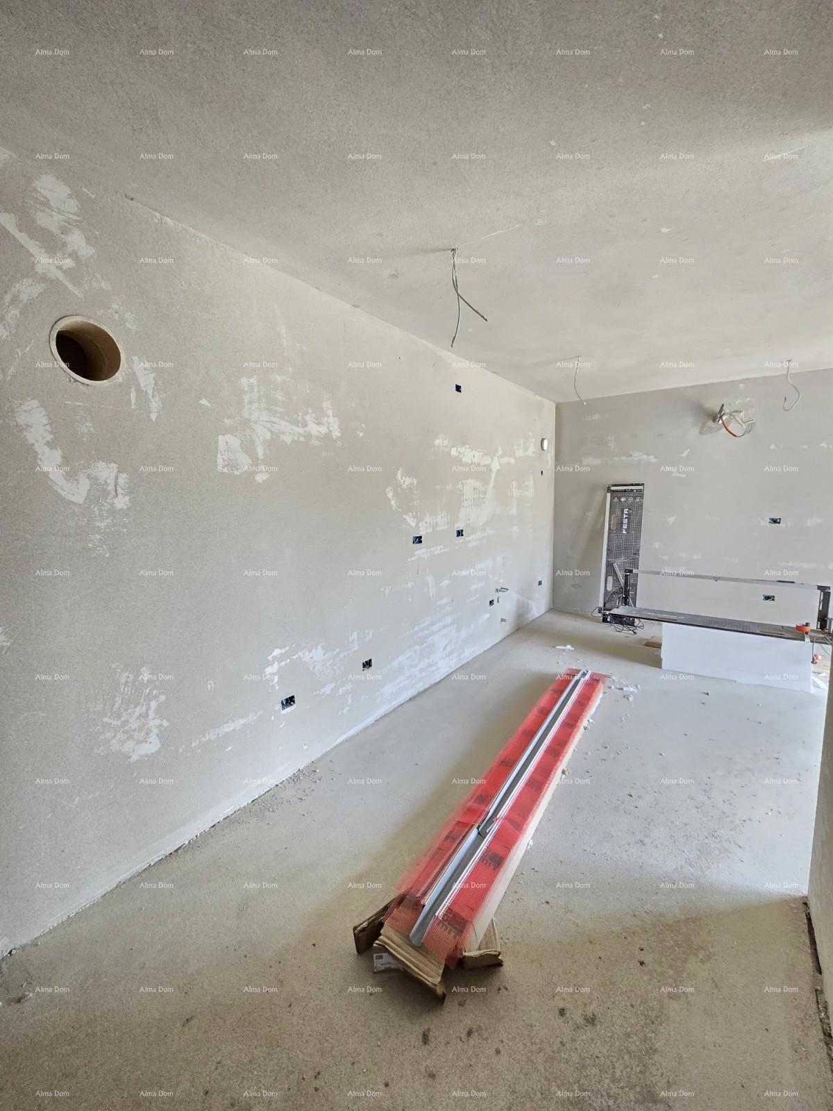 Due stanze al piano terra con giardino