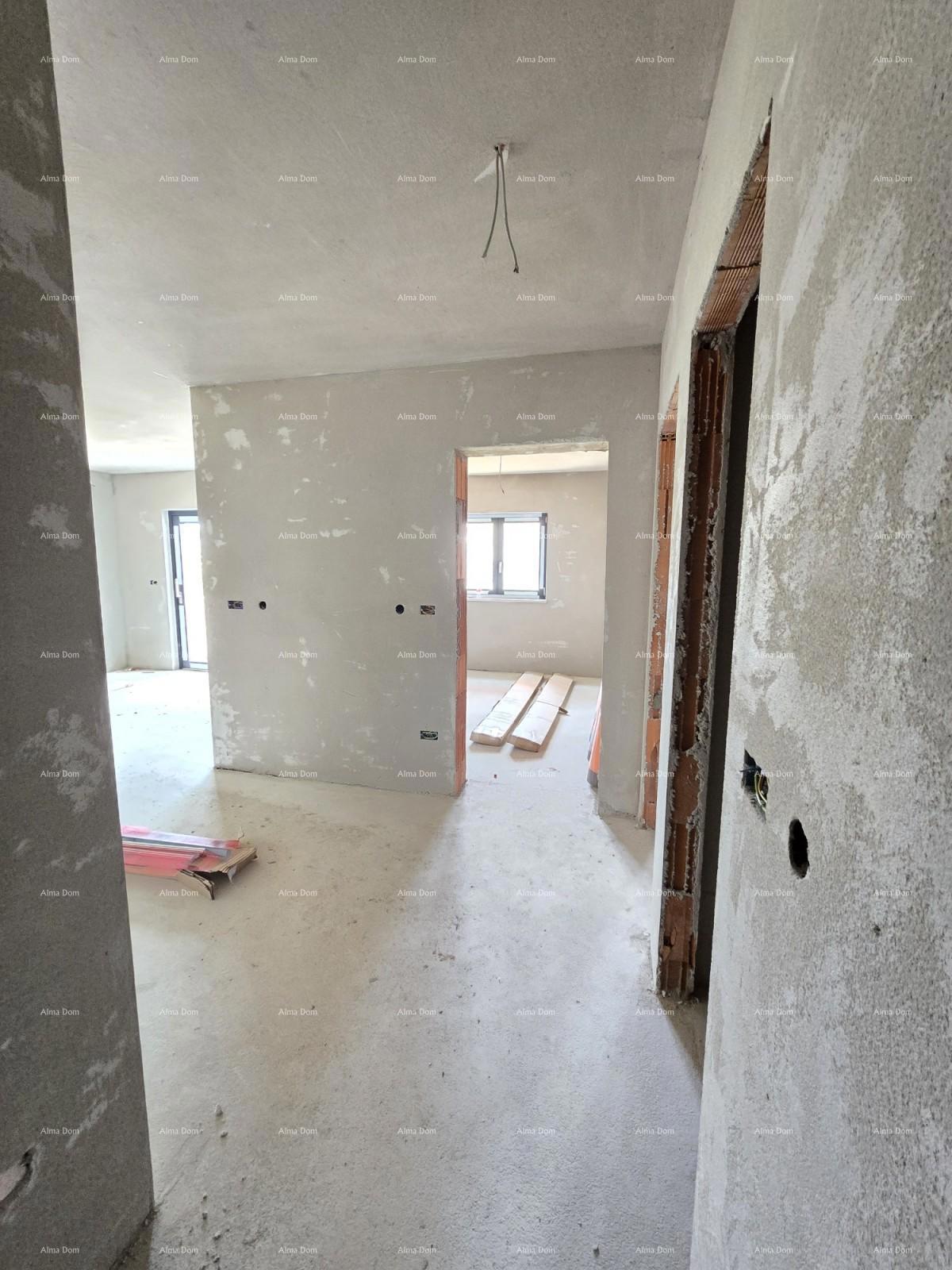 Due stanze al piano terra con giardino