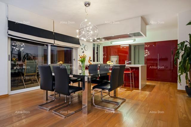 Rovinj, Splendida villa con piscina