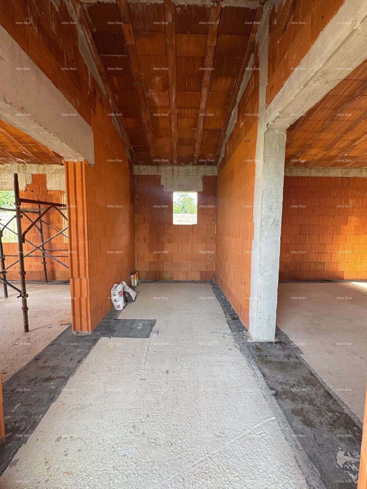 In vendita casa a piano terra con piscina - attualmente in fase di roh bau, Sveti Petar u Šumi - vicino a Pazin!