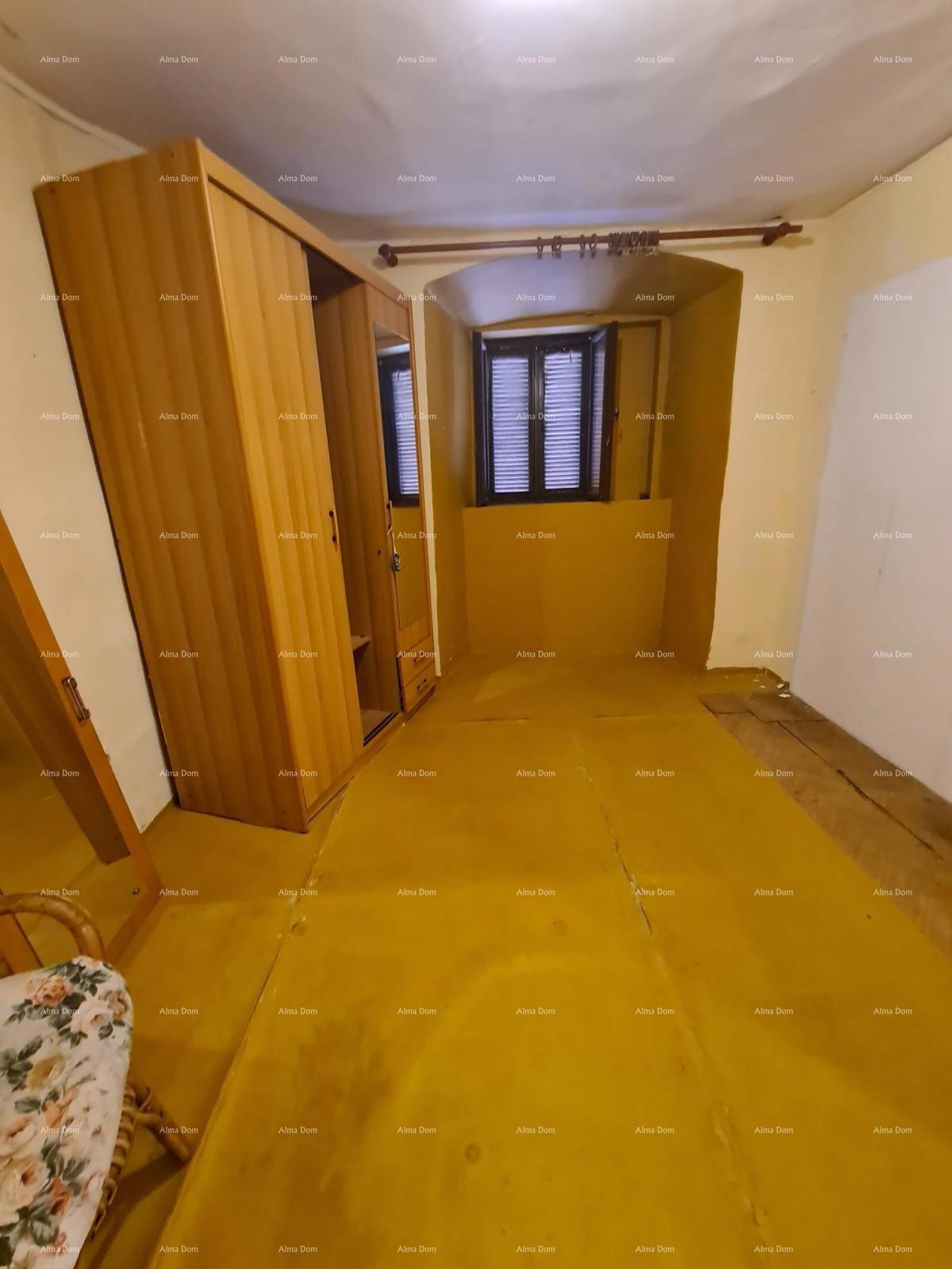 Casa, centro di Buje, 106 m²