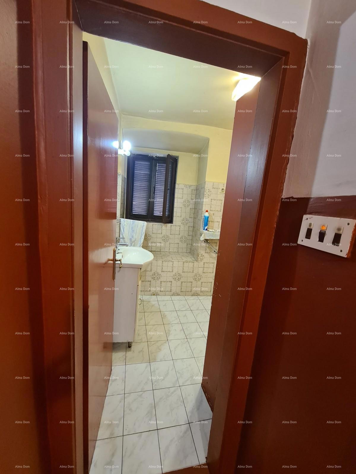 Casa, centro di Buje, 106 m²