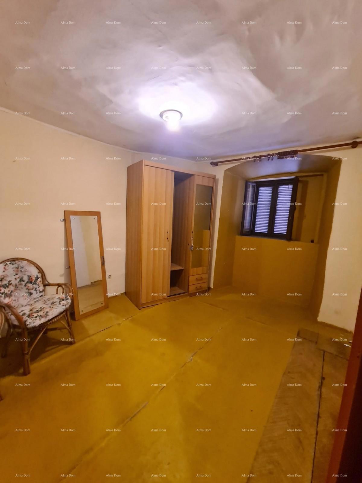 Casa, centro di Buje, 106 m²