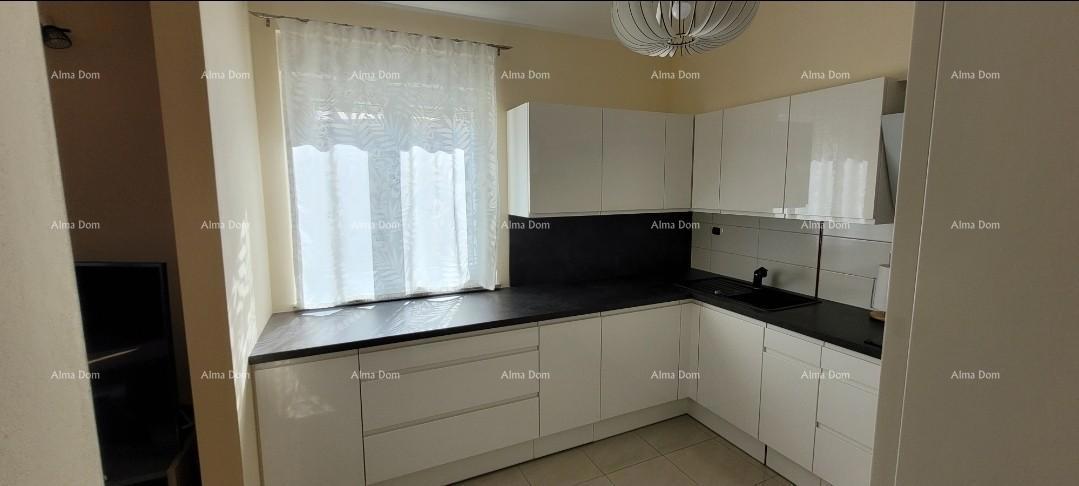 Ližnjan! Appartamento arredato! Vista mare!