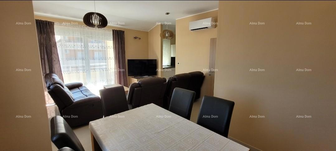 Ližnjan! Appartamento arredato! Vista mare!