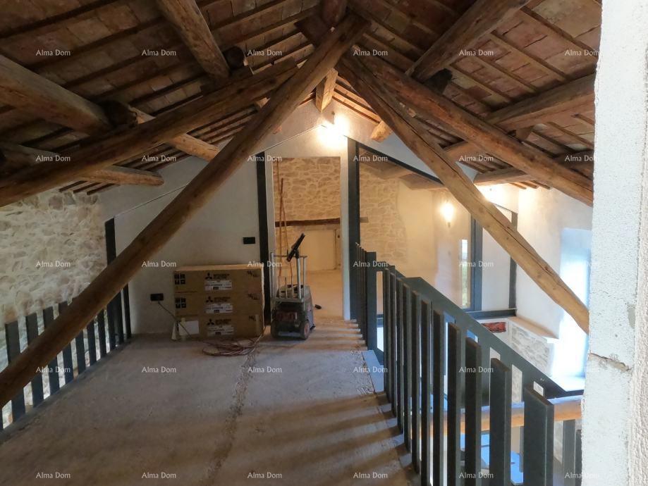 Casa in Pietra in Vendita