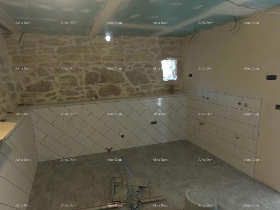 Casa in Pietra in Vendita