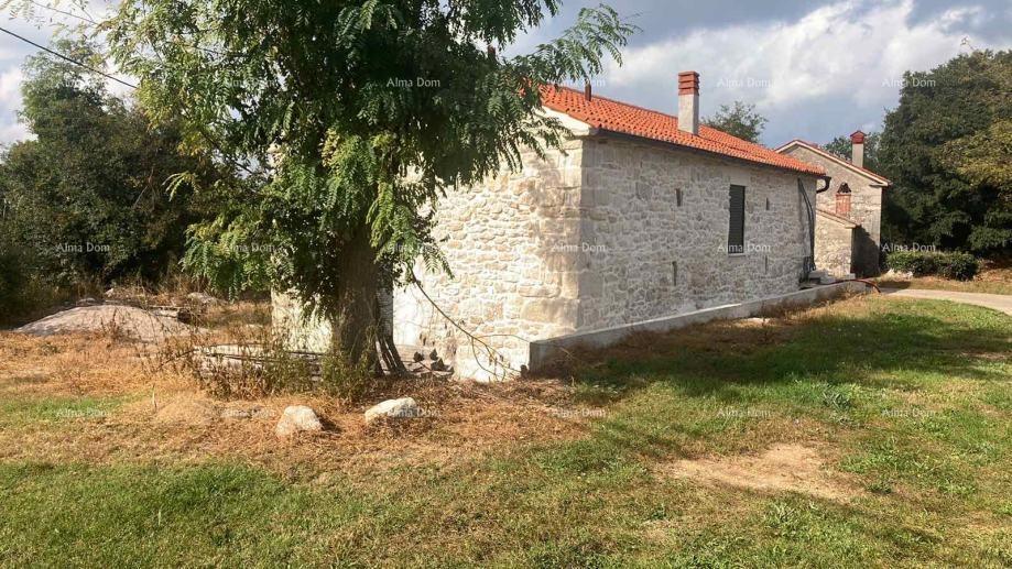 Casa in Pietra in Vendita