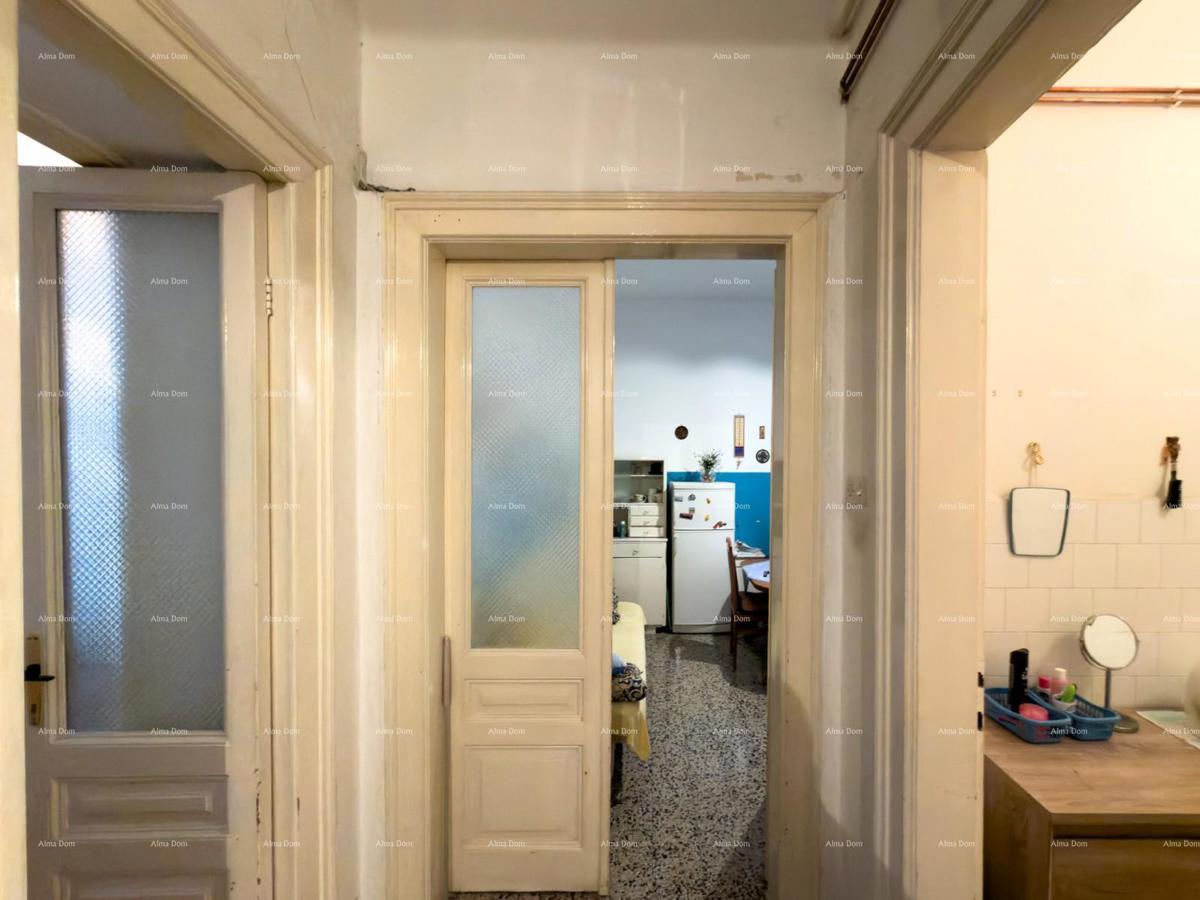 Grande appartamento nel centro di Pola!