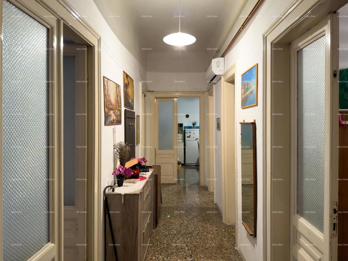 Grande appartamento nel centro di Pola!