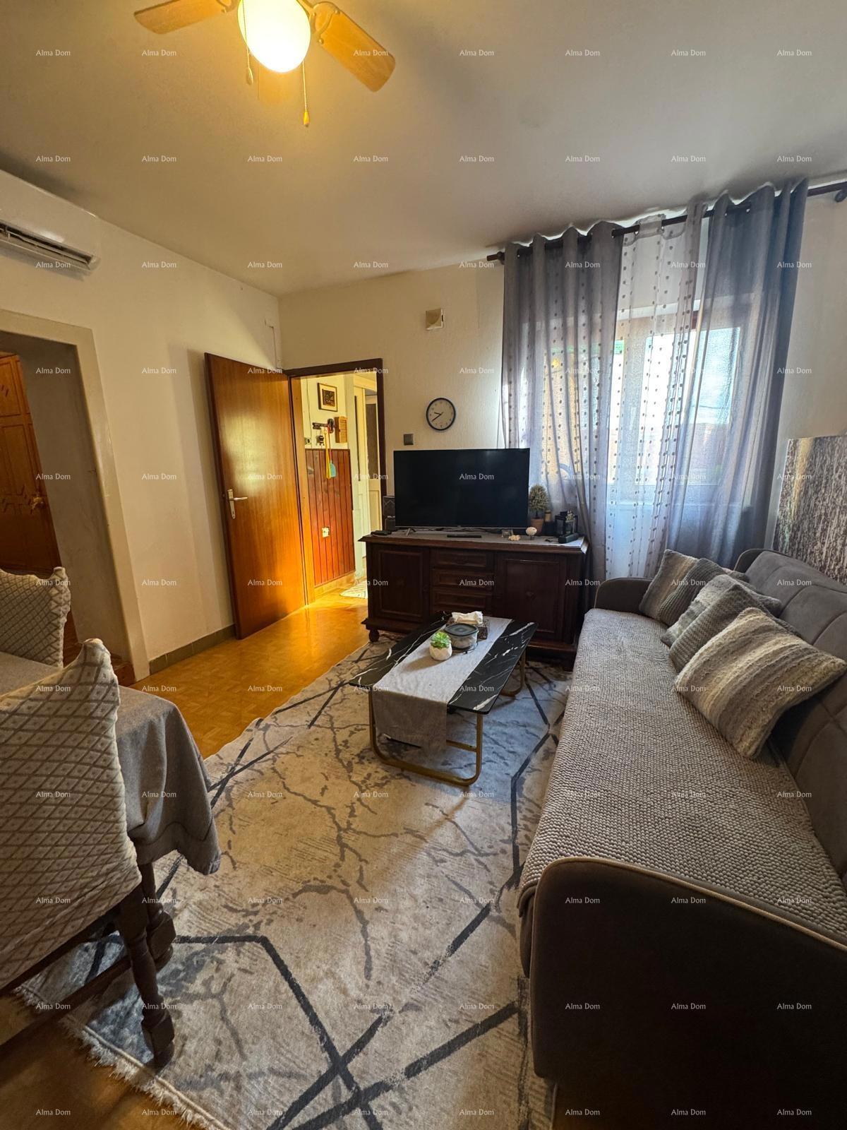 Vendita di una casa in zona centrale con edificio accessorio, Pola!