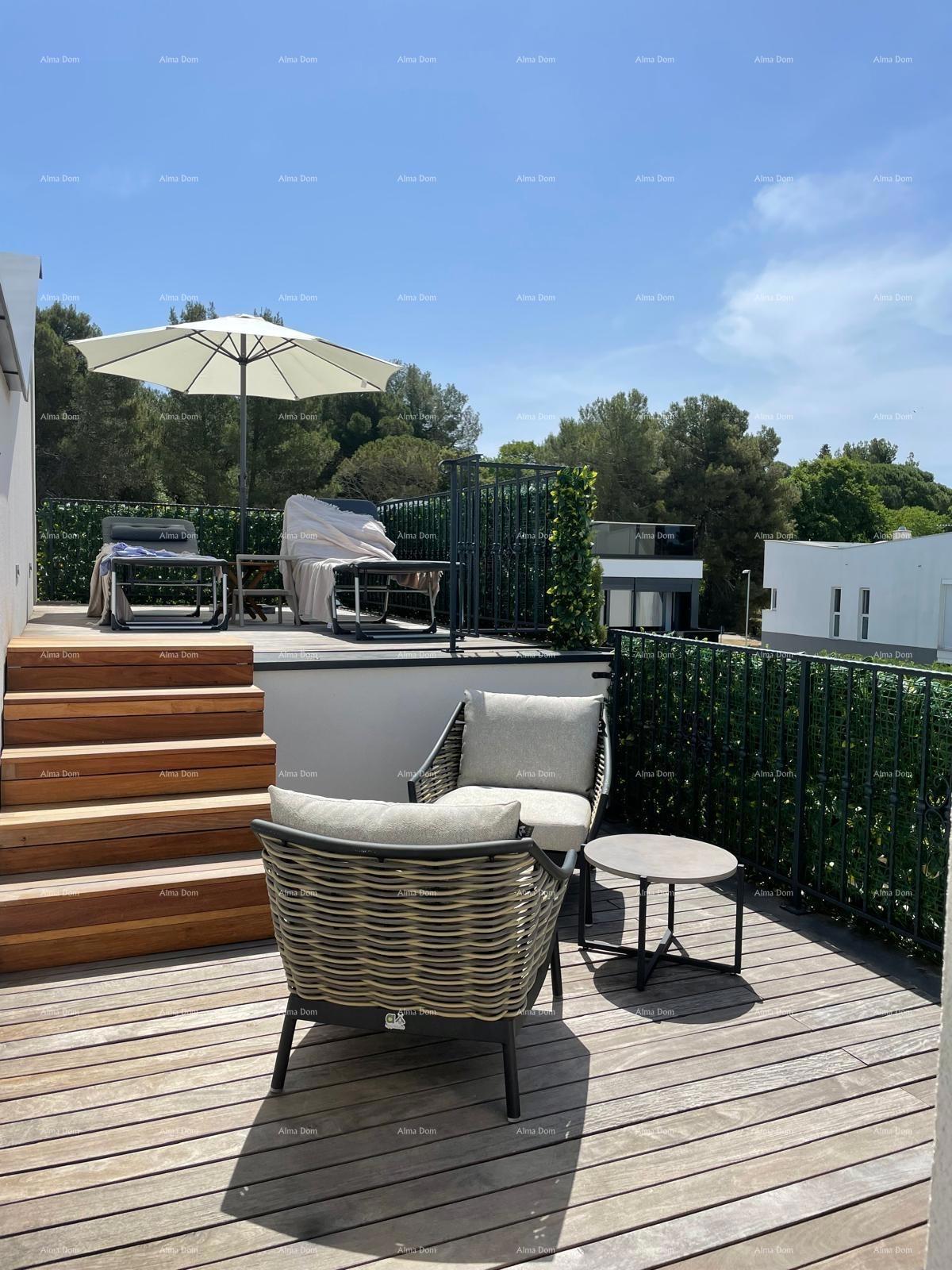 Vendita - Splendida, moderna villa con piscina - casa intelligente, Fažana! Vista mare!