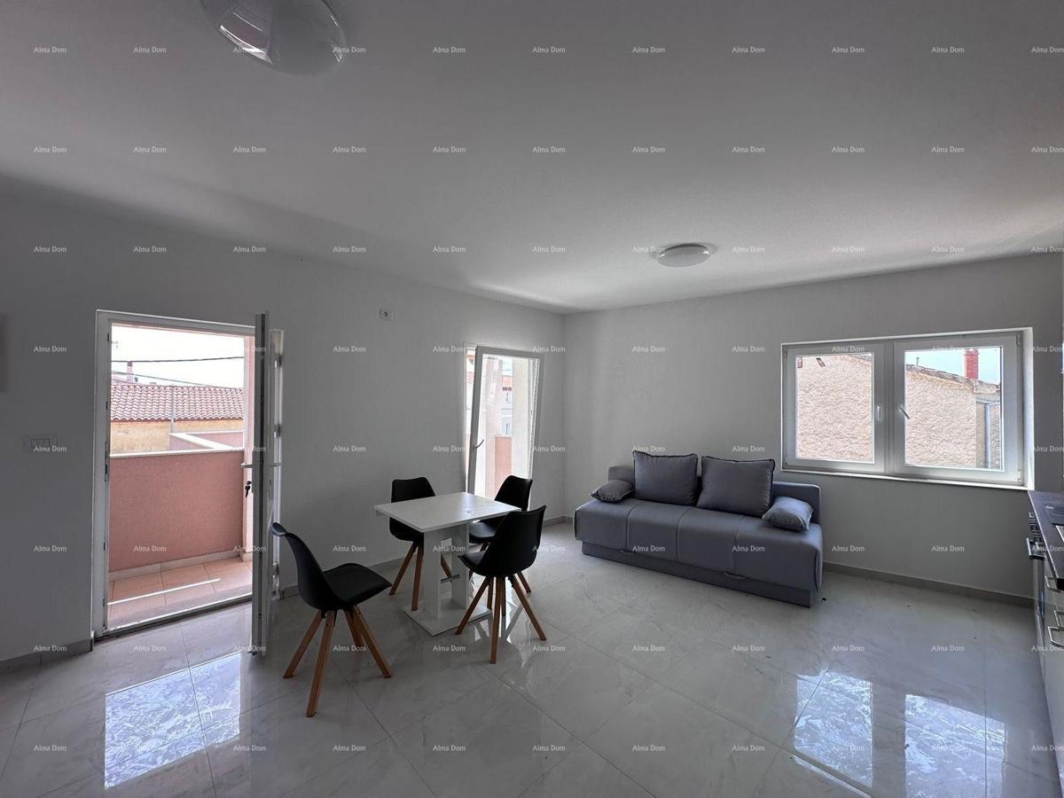 In vendita fantastica casa con tre appartamenti a Medulin!