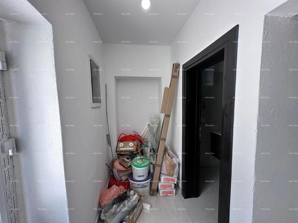 In vendita fantastica casa con tre appartamenti a Medulin!