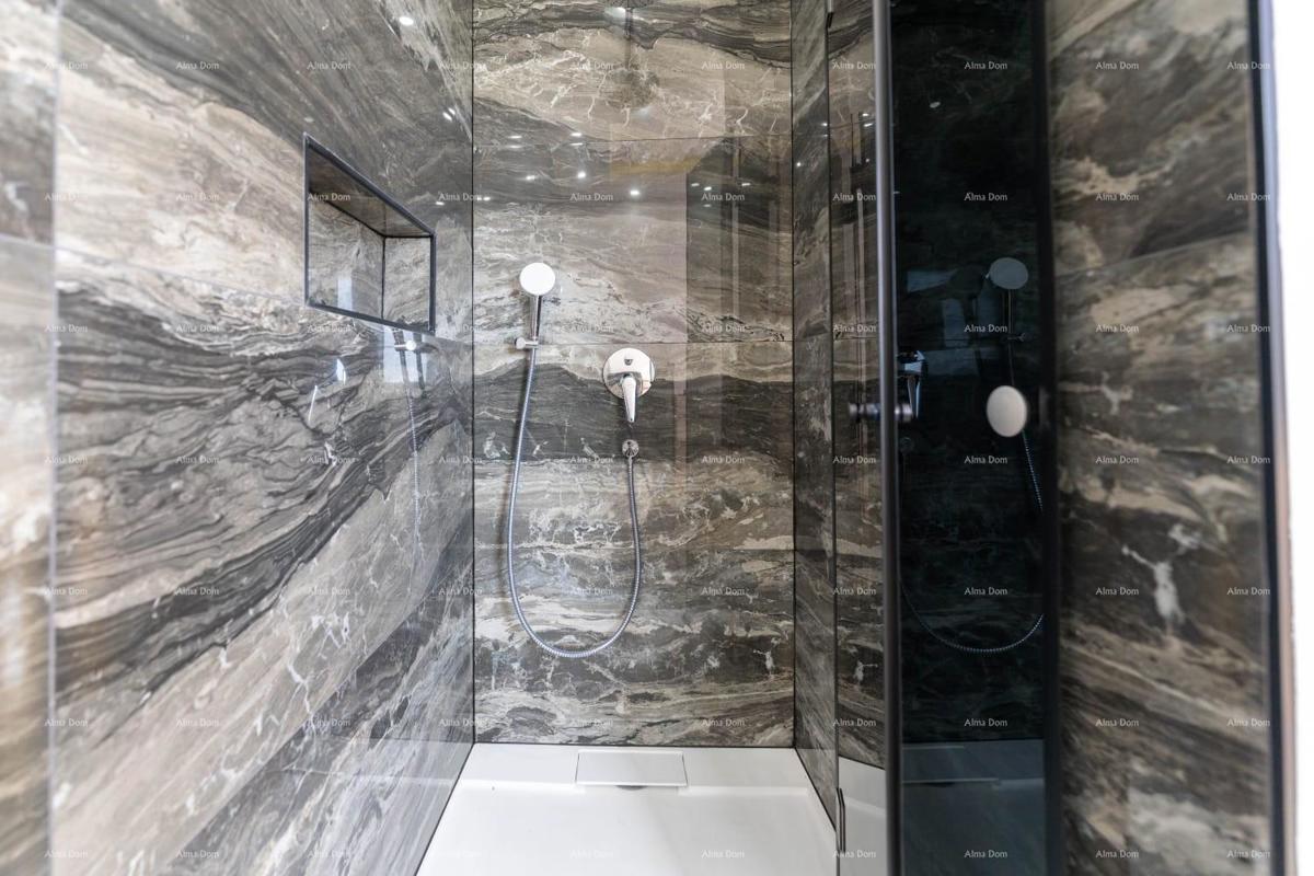 Casa moderna con piscina in un'ottima posizione, Medolino!