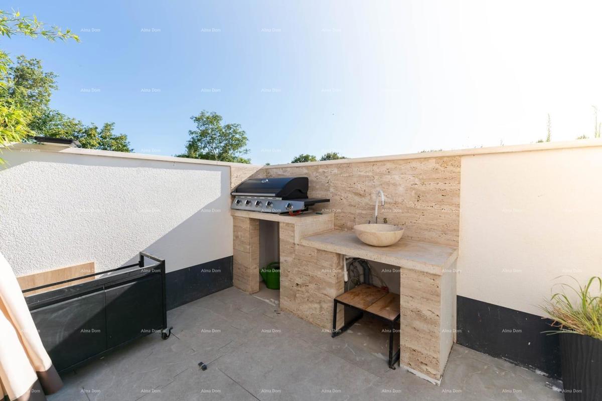 Casa moderna con piscina in un'ottima posizione, Medolino!