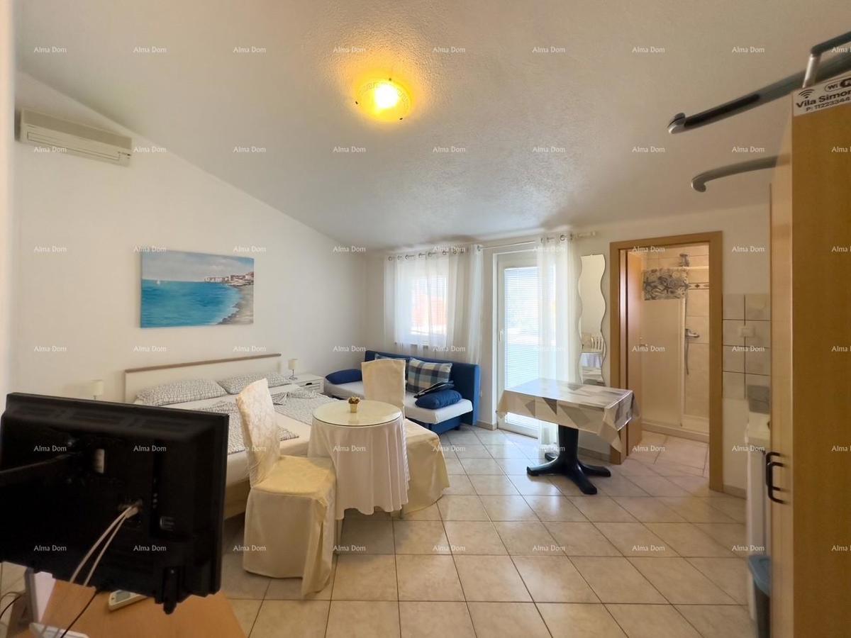 MEDULIN! Appartamento studio al secondo piano di un edificio in condominio.