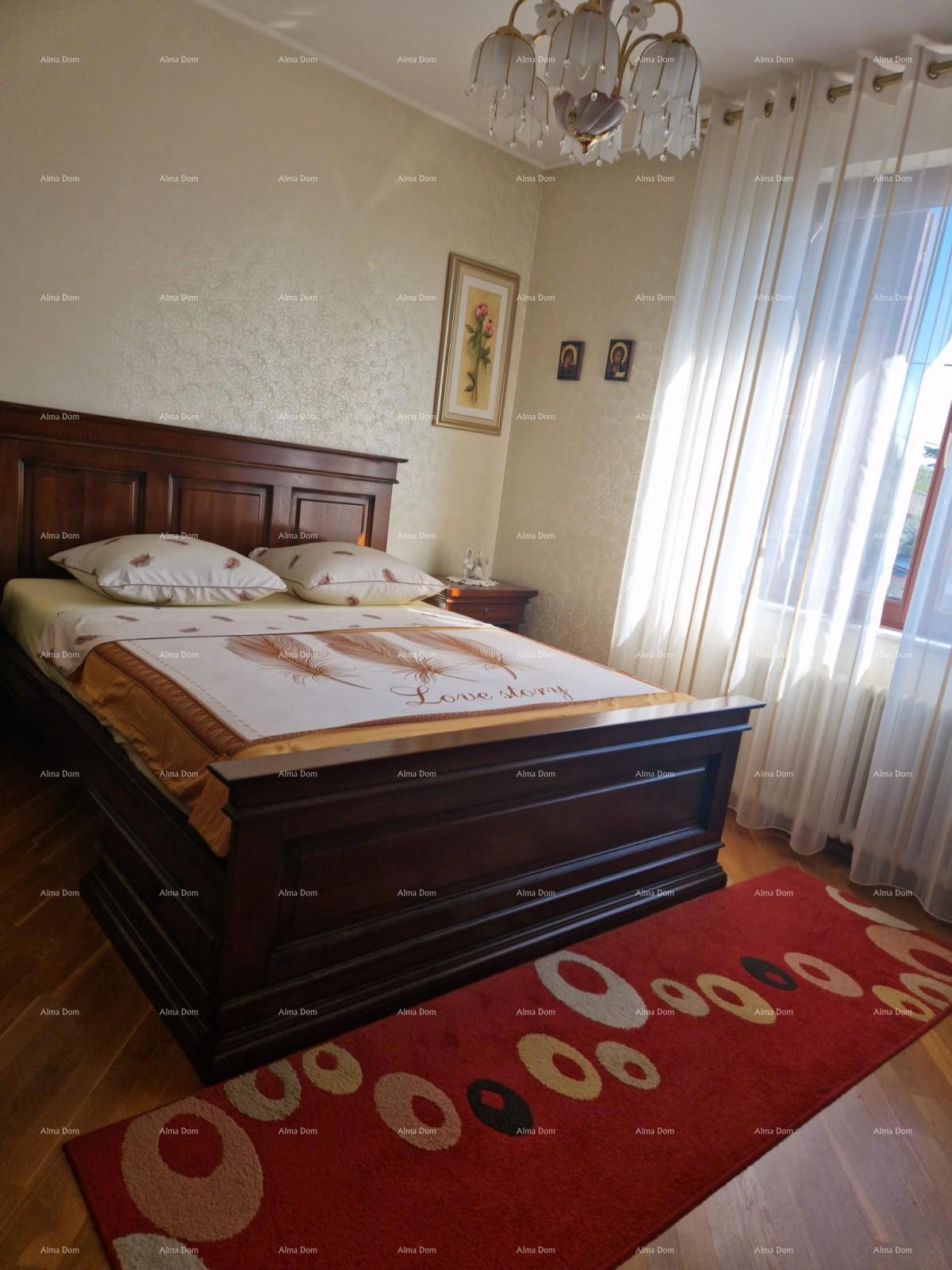 UMAGO - Spaziosa casa con ampio giardino, prima fila al mare