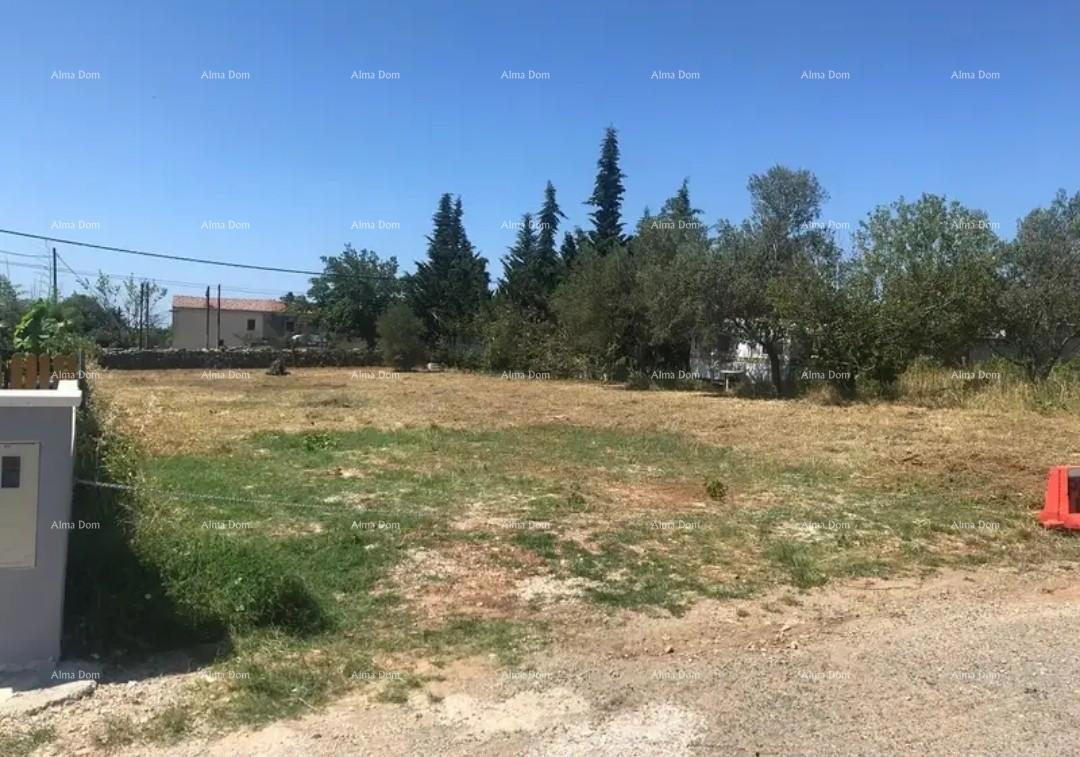 Ottimo terreno edificabile, vicino a Dignano.