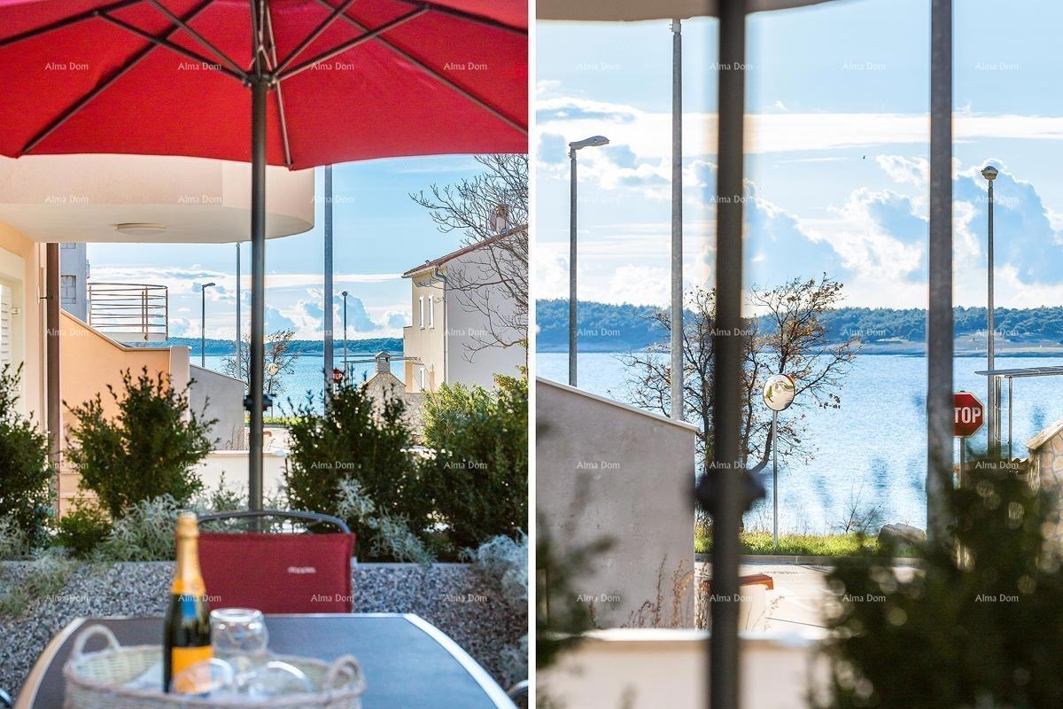 Medulin – casa con 2 appartamenti, 100 m dalla spiaggia