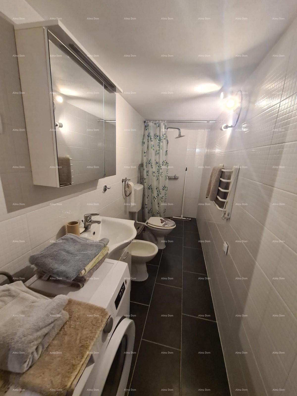 In vendita casa con due appartamenti – Fažana