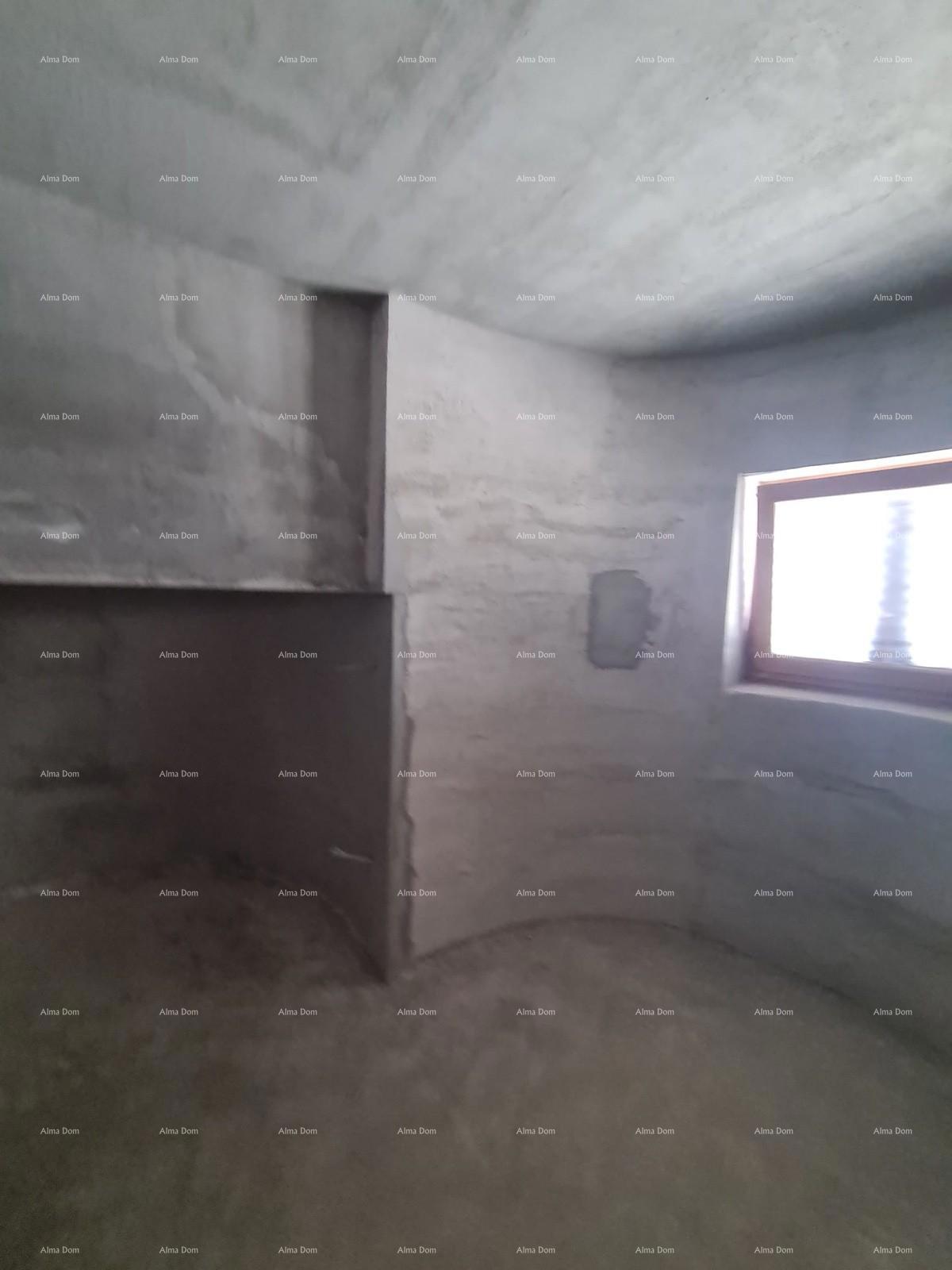 In vendita casa con due appartamenti – Fažana