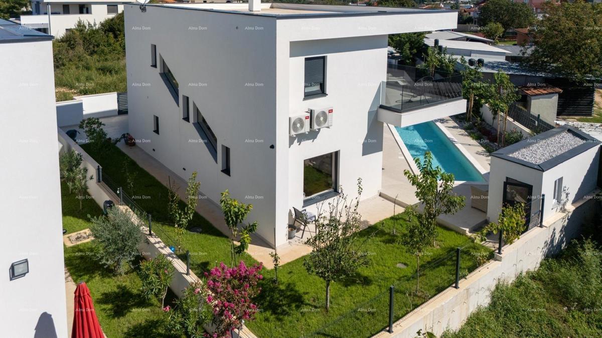 Vendita - villa nuova, moderna ed esclusiva con piscina, Volme, Pula!