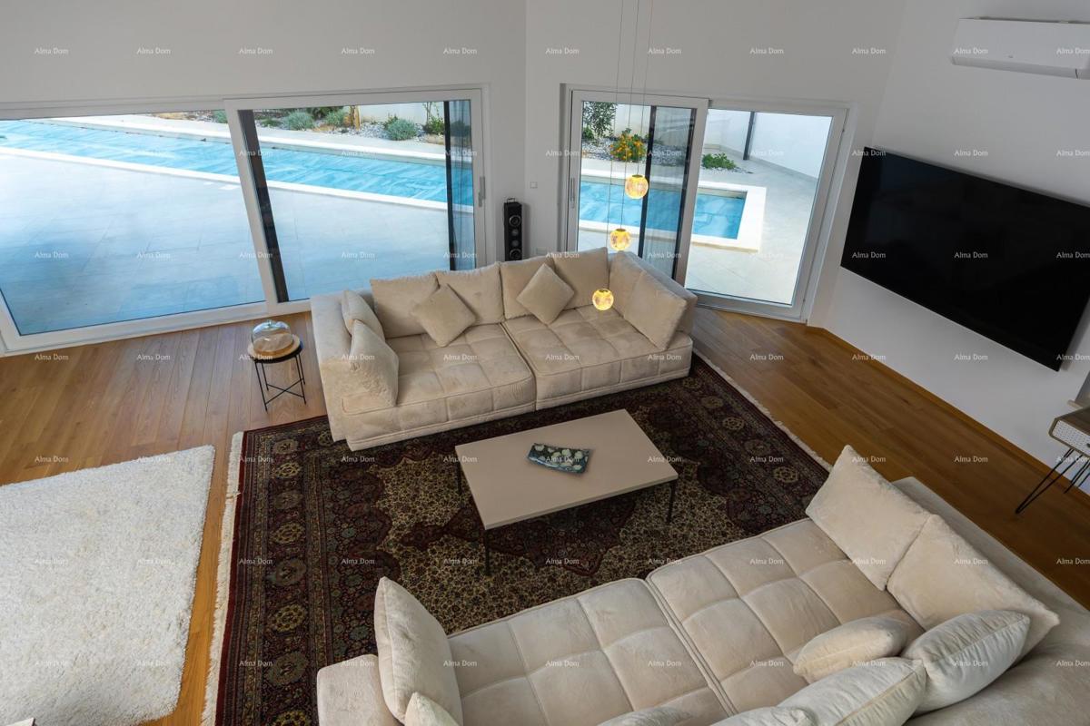 Vendita - villa nuova, moderna ed esclusiva con piscina, Volme, Pula!