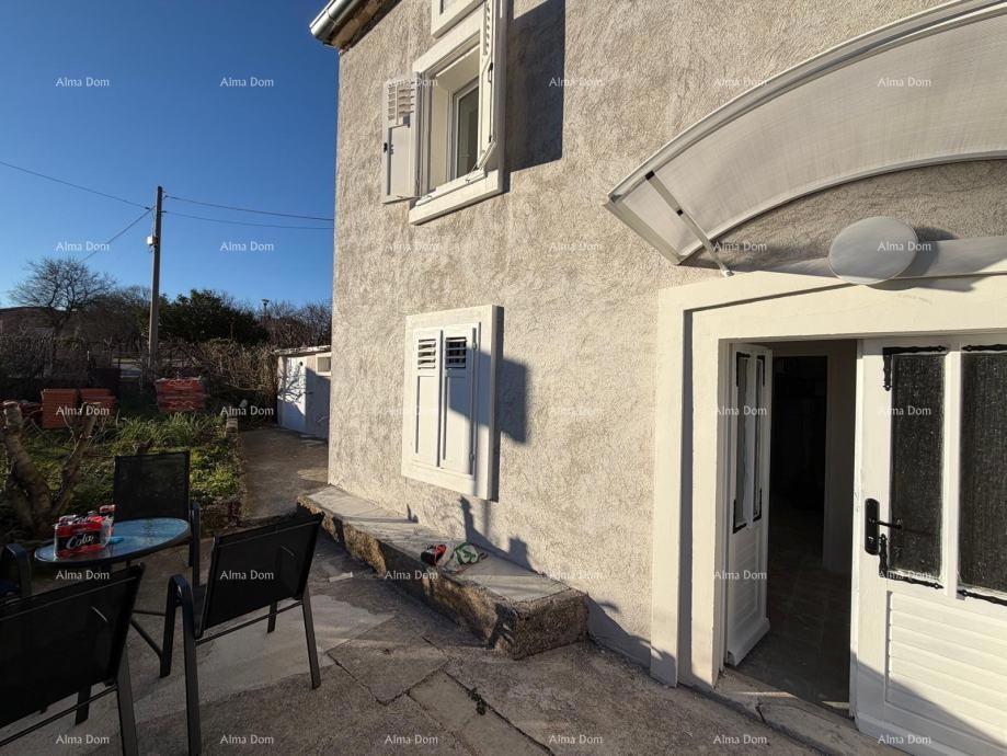 Vendita di una casa in pietra, Kršan