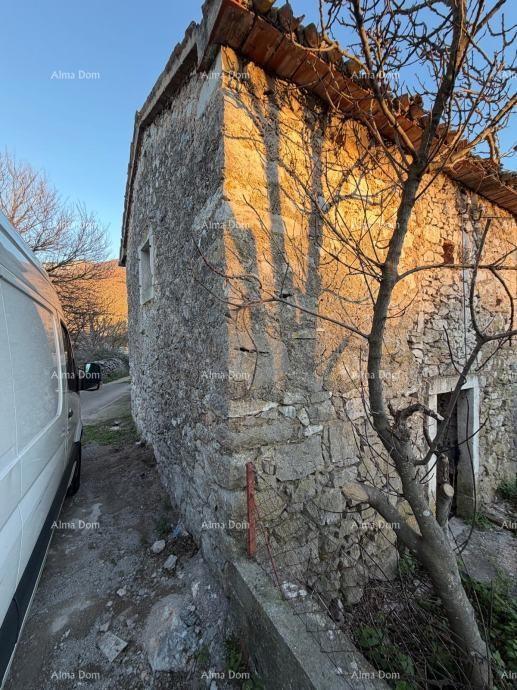 Vendita di una casa in pietra, Kršan