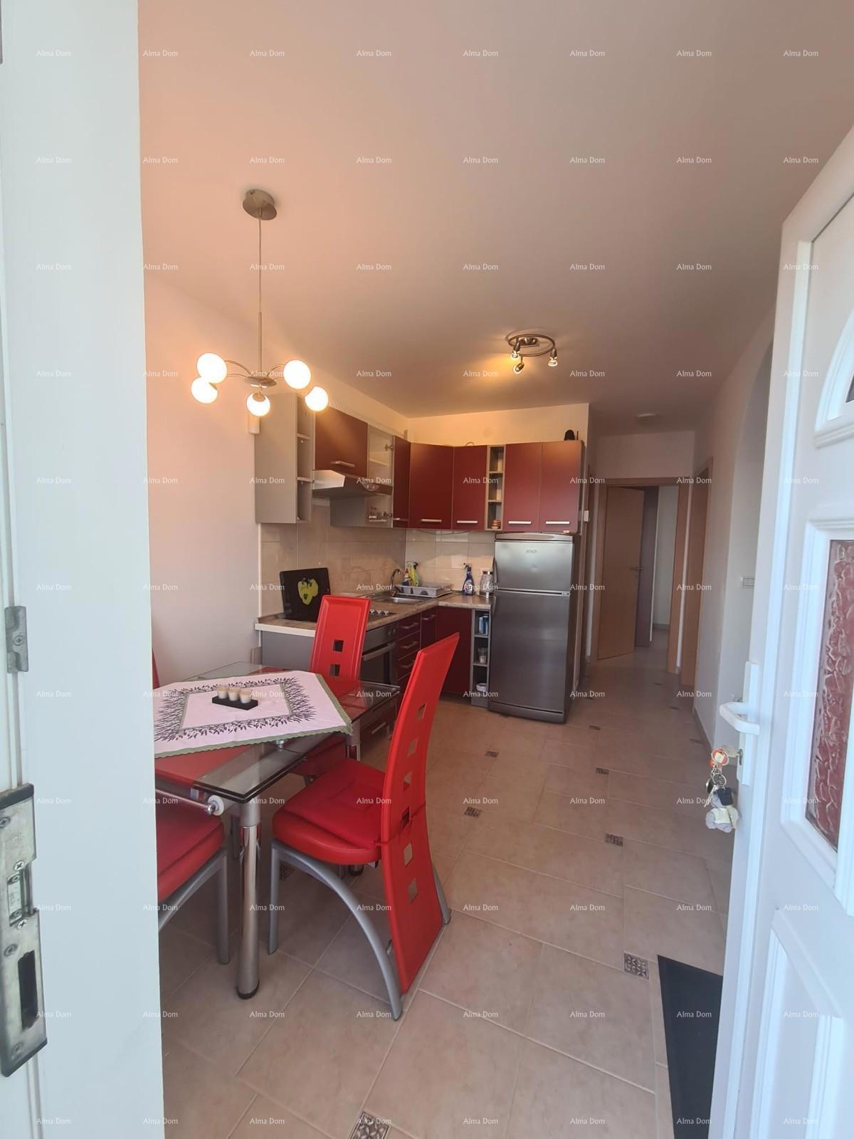 In vendita affascinante appartamento di 60 m², Duga Uvala, vista mare