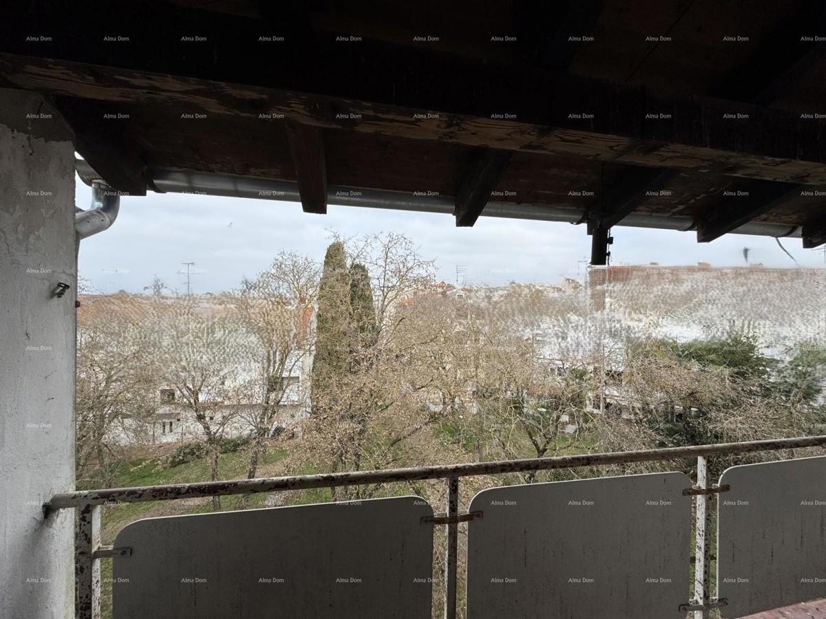 Červar Porat – Appartamento bilocale con galleria, 100 m dal mare