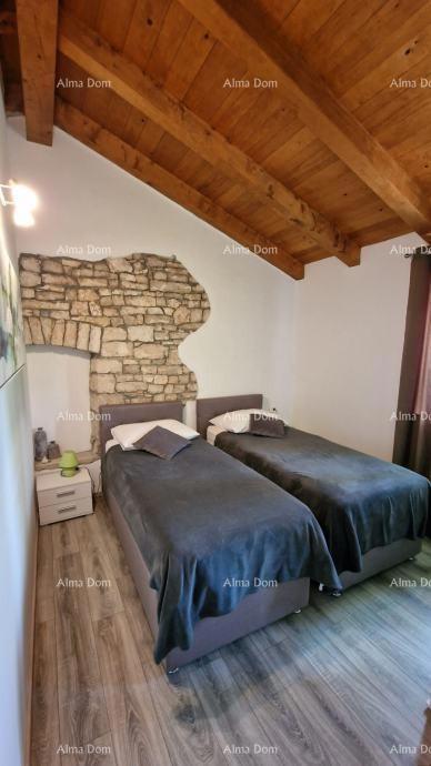 Sveti Lovreč, splendida villa in pietra con ampio giardino