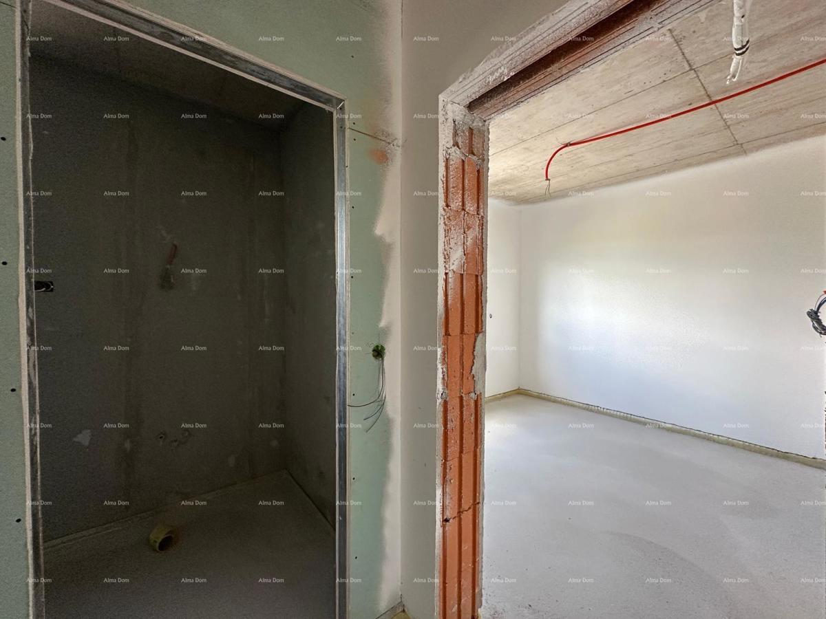 Vendita di un appartamento/penthouse in nuova costruzione con grande terrazza, Štinjan!