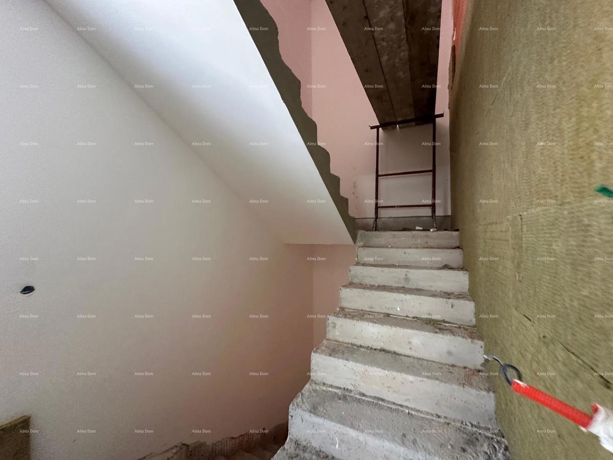 Vendita di un appartamento/penthouse in nuova costruzione con grande terrazza, Štinjan!