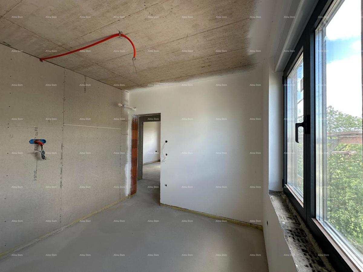 Vendita di un appartamento/penthouse in nuova costruzione con grande terrazza, Štinjan!