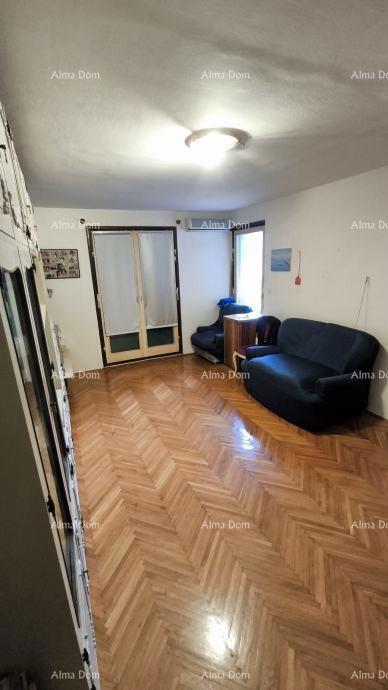 Pula, appartamento di 88 m2