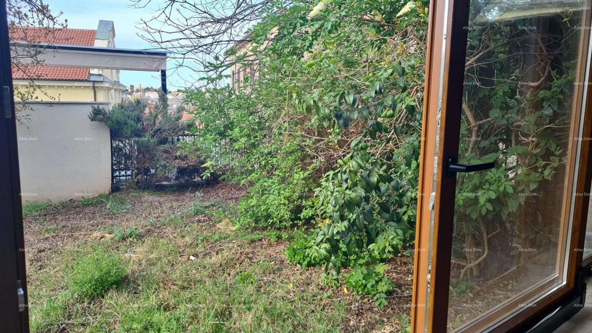 Stan al piano terra con giardino, Pula (67,52 m²)