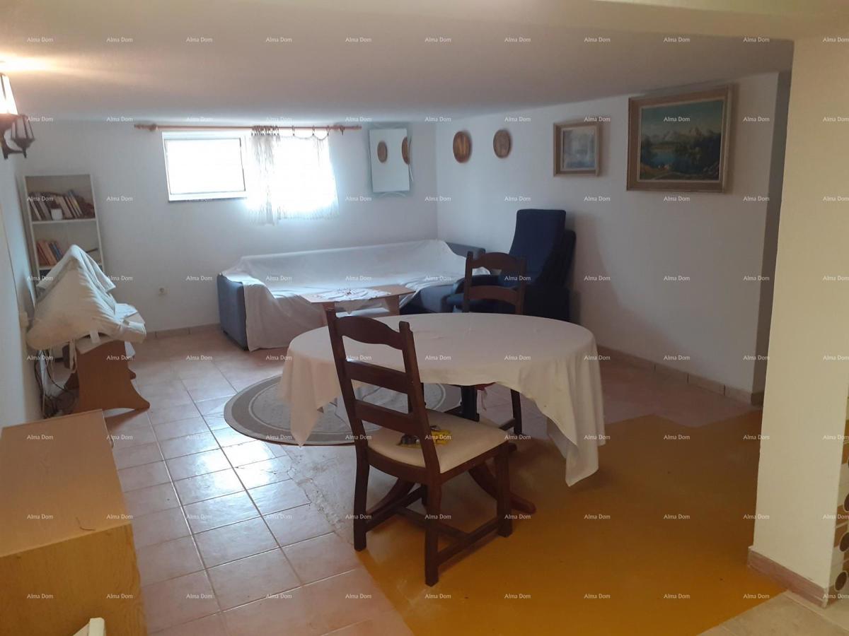 NOVIGRAD - Due appartamenti in vendita in una casa unifamiliare