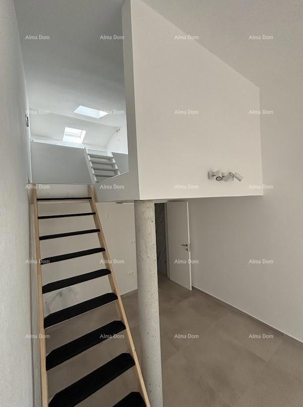 UMAG – Casa con piscina e tre appartamenti separati