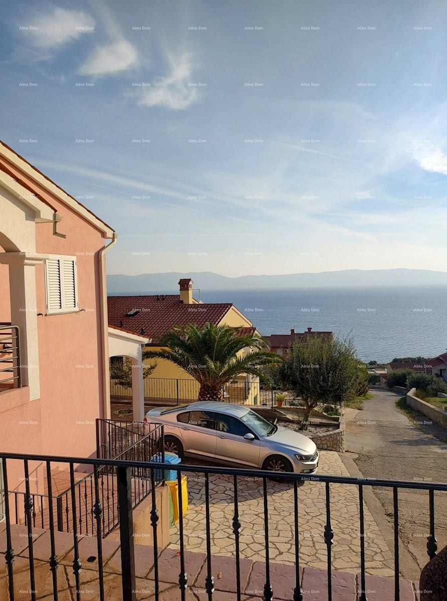 Vendere una bella casa con vista sul mare, Ravni!