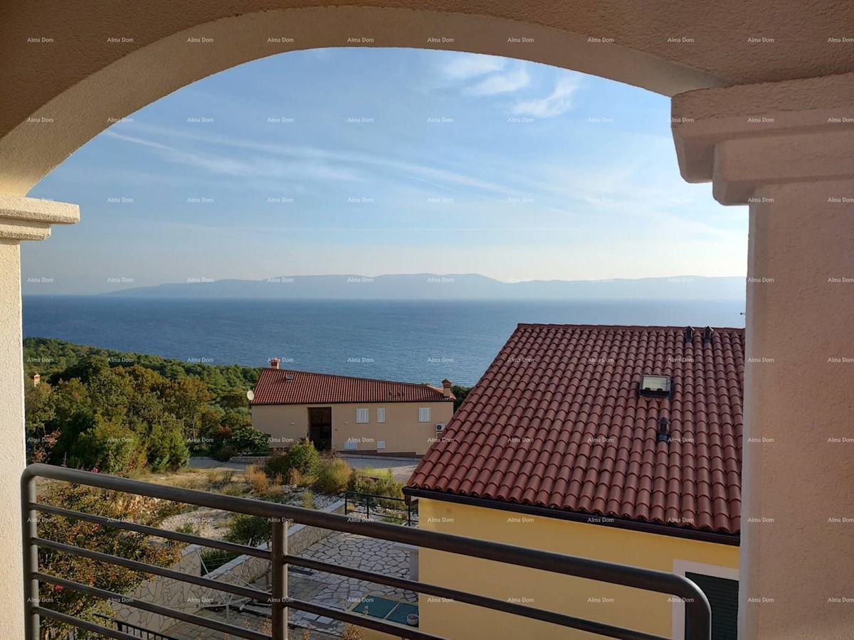 Vendere una bella casa con vista sul mare, Ravni!