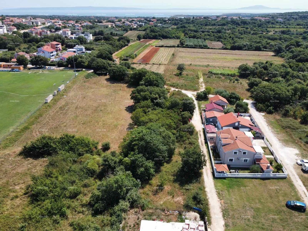 Terreno edificabile con permesso di costruire in vendita a Liznjan