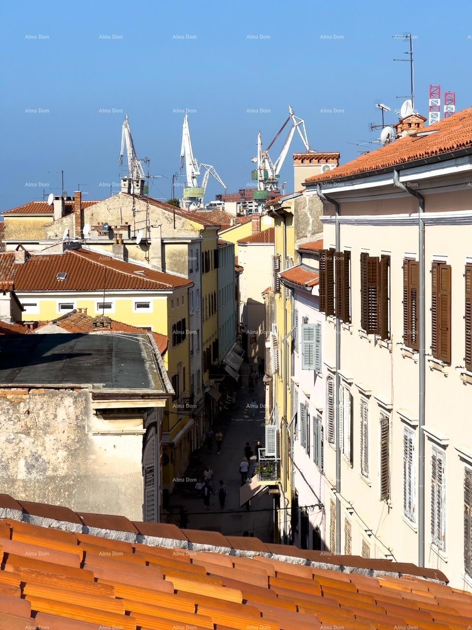 Pola! Bellissimo appartamento nel centro della città.