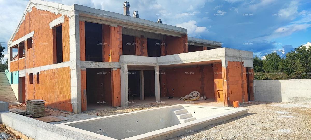 In vendita duplex casa in un tranquillo quartiere vicino a Vodnjan.