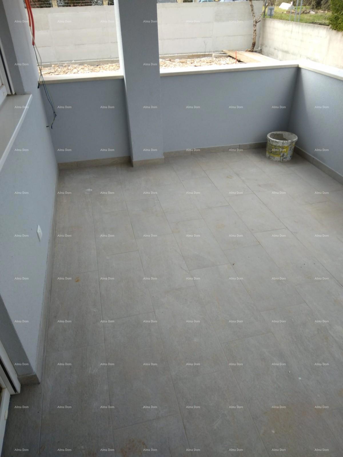 Šišan, nuova costruzione, edificio residenziale con i restanti 4 appartamenti.