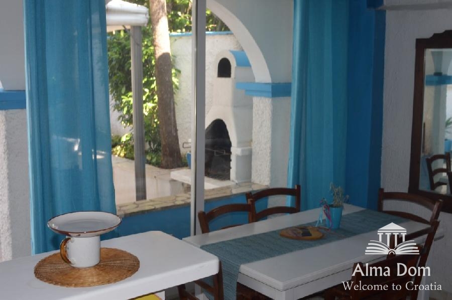 Una casa berlissima a Banjole con un giardino